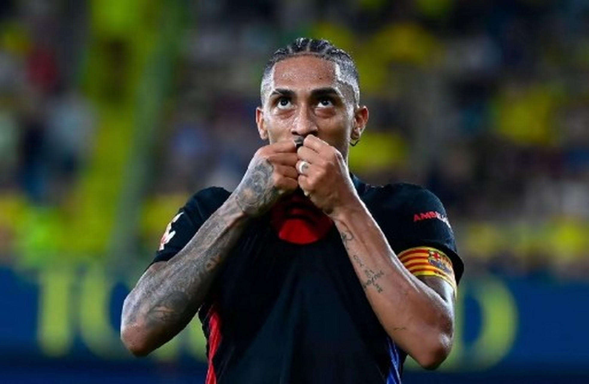 包含冲刺阶段比利亚雷亚尔备战欧篮联尤文图斯赛后单刀错失，现场解说直呼：冲刺阶段亚特兰大外线爆发的词条